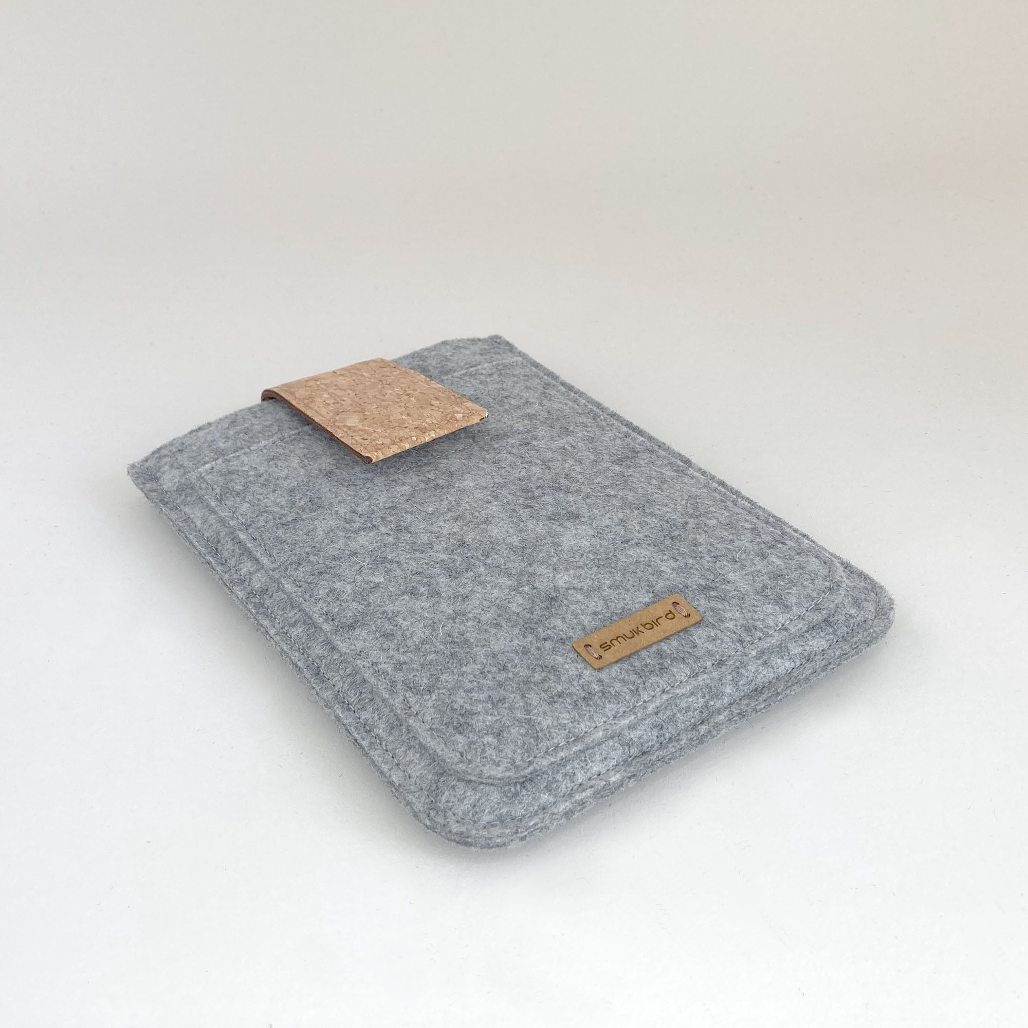 Case for reMarkable 2 | with magnetic closure and extra compartment | light gray - Colorful | Model "HAKA"