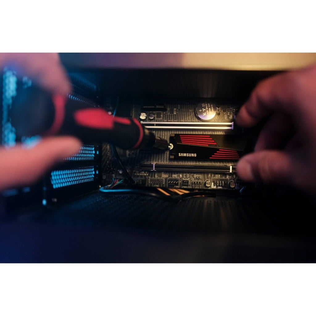 Samsung 990 PRO NVMe M.2 SSD, 2 TB, PCIe 4.0, 7,450 MB/s Read, 6,900 MB/s Write, Internal SSD, Internal SSD for Gaming and Video Editing, Black, MZ-V9P2T0BW 