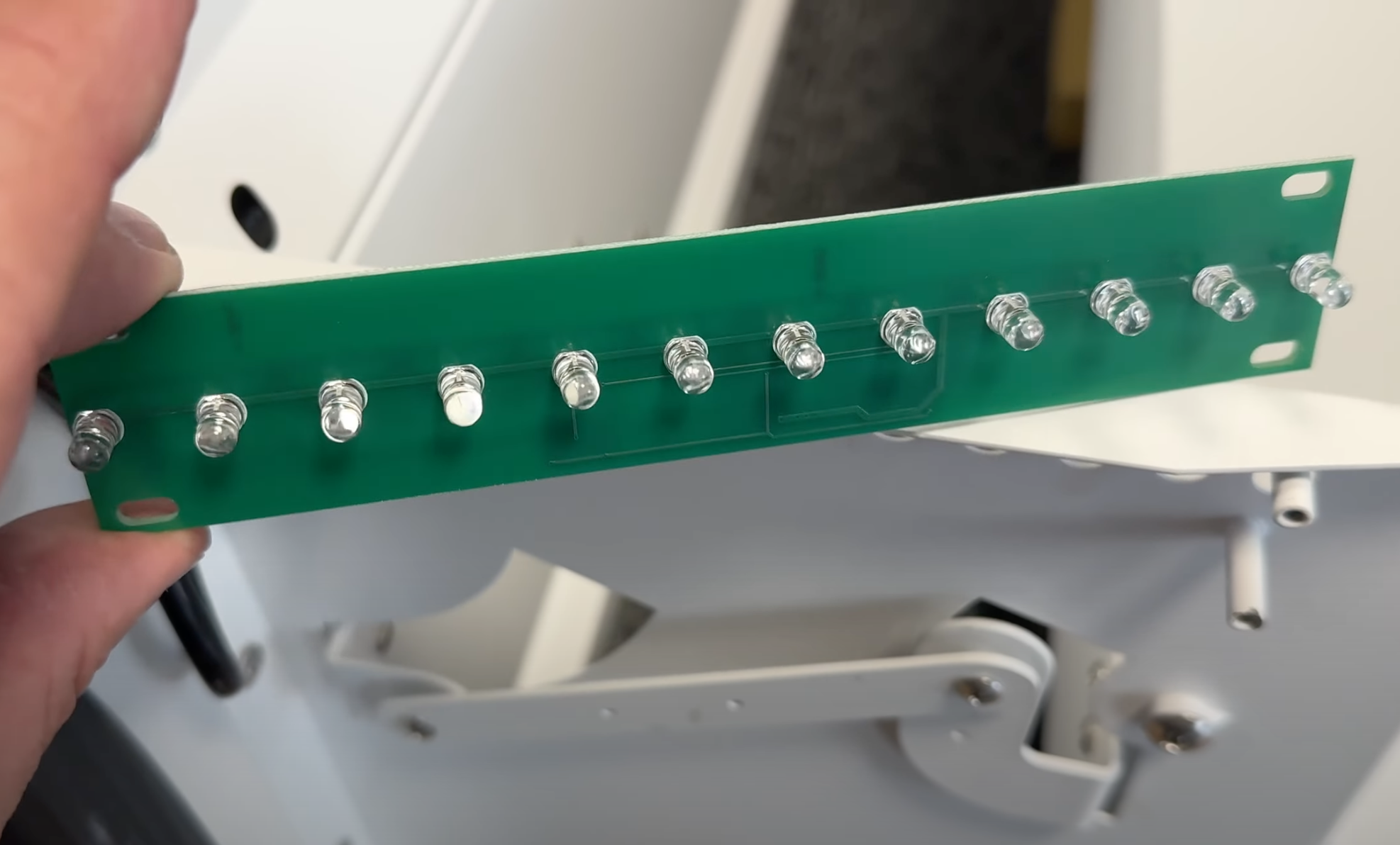Light barrier retrofit kit for Chinese snack vending machines