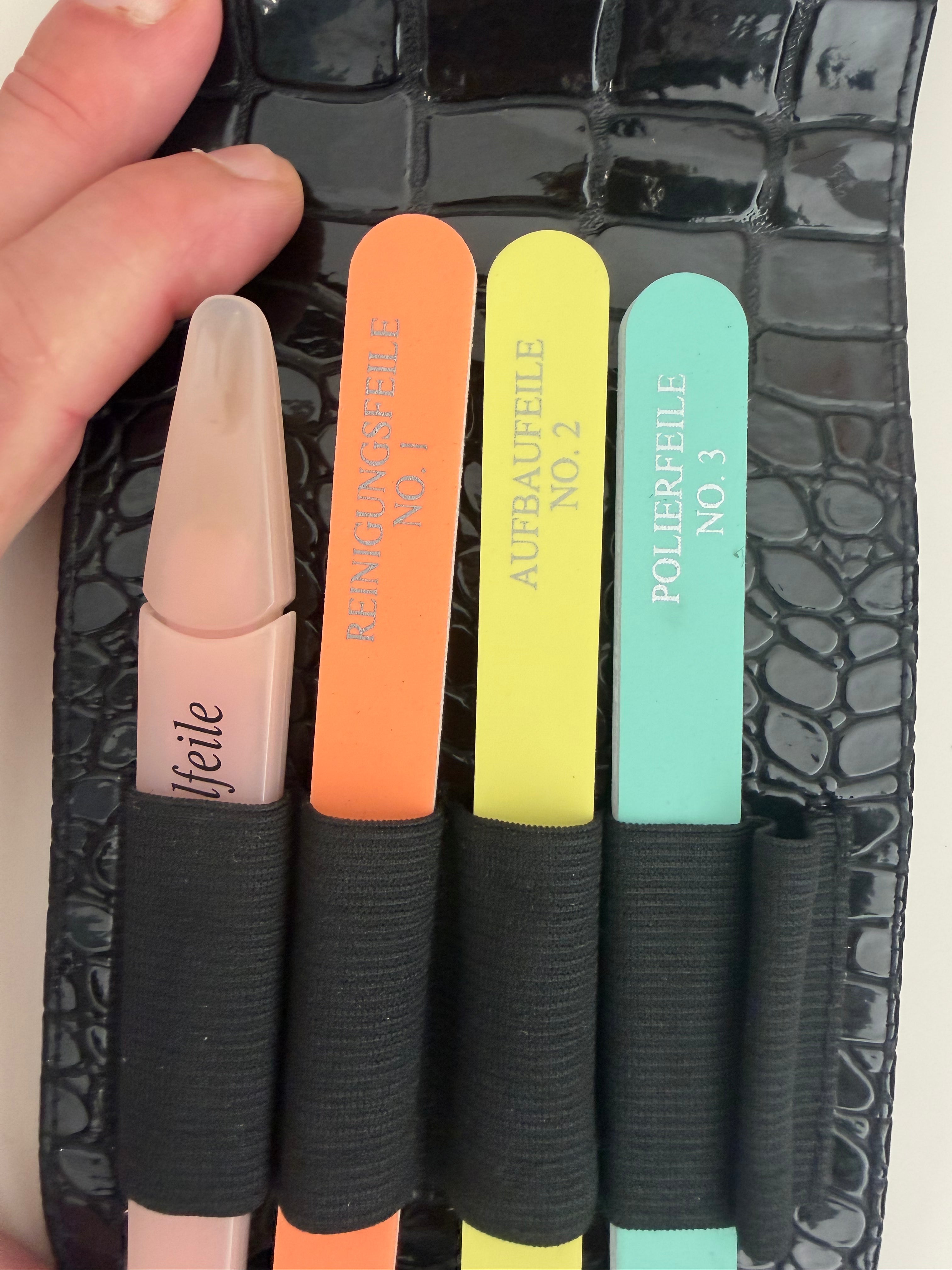 New Ruby 2000 Nagelpflege-Set Krokodil Optik