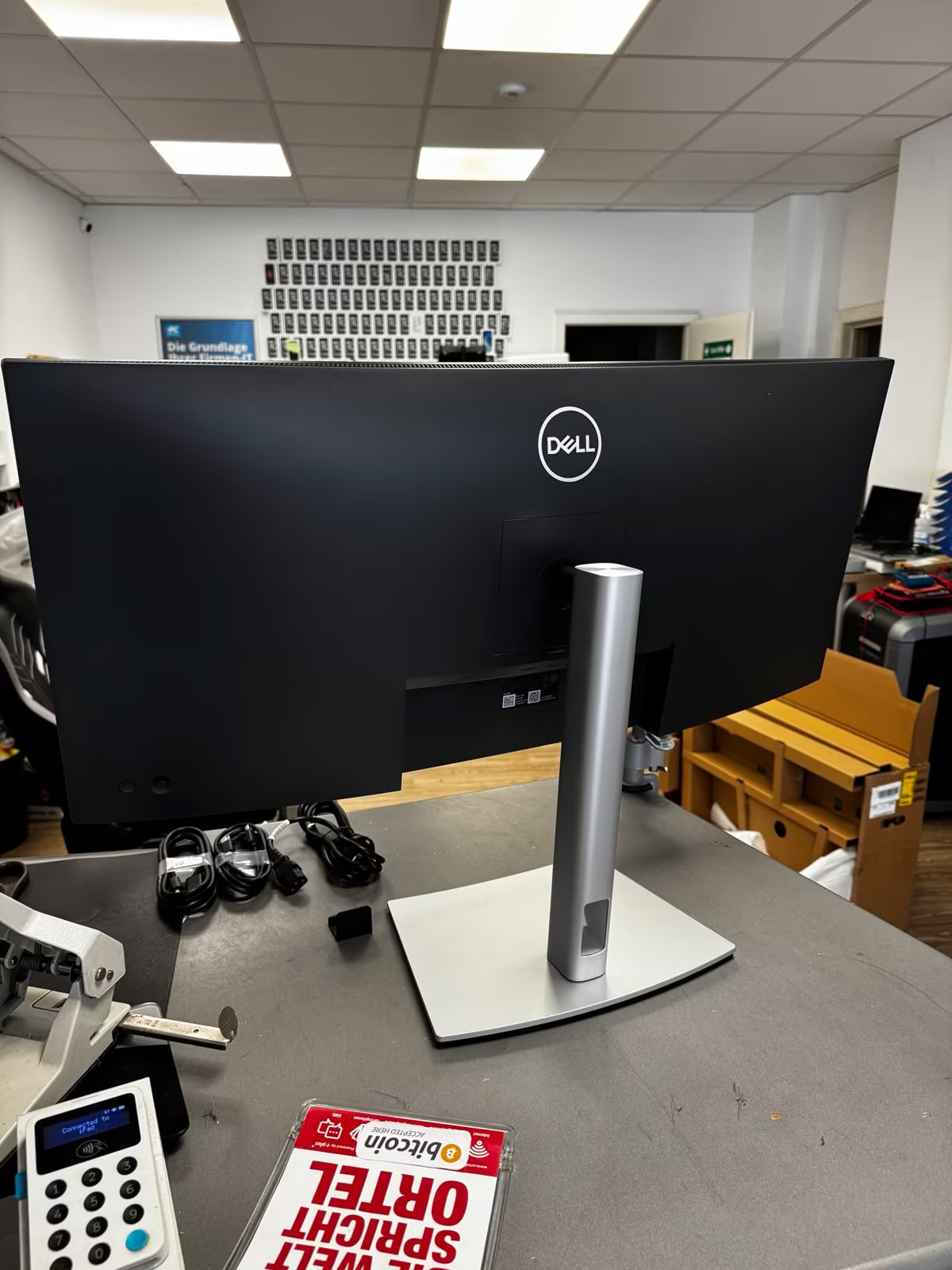 Dell P3421W, 34 inch monitor IPS resolution 3440x1440 black-silver, refurbished, curved